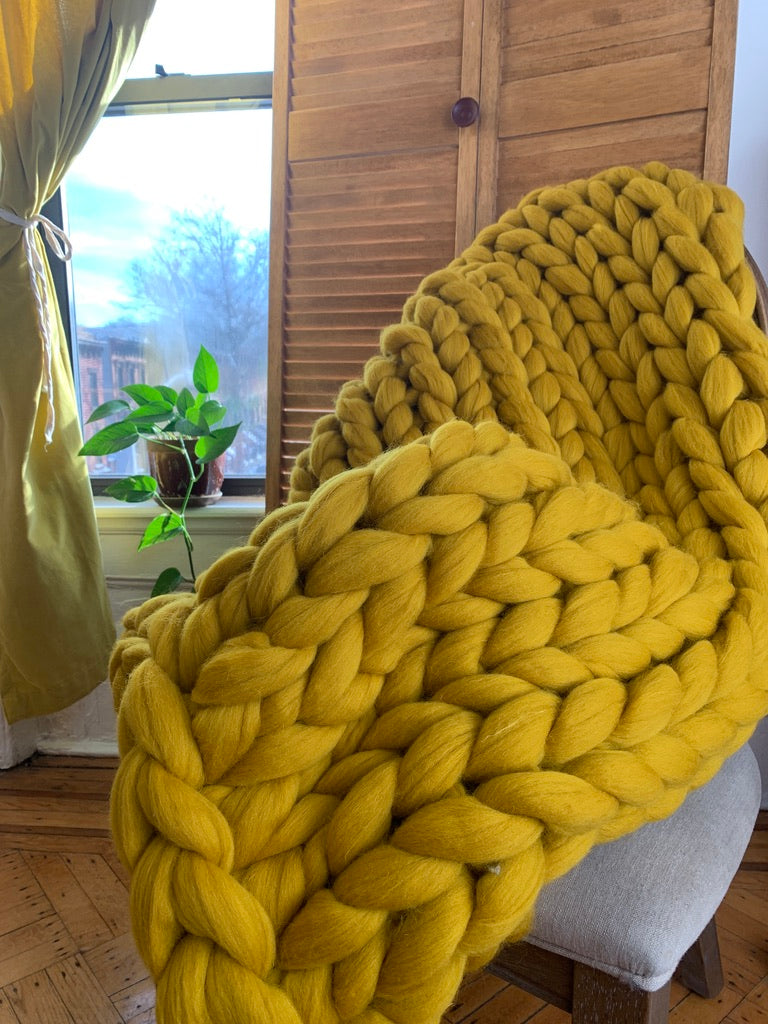 Chunky Knits: Blankets, Pet Beds and more!