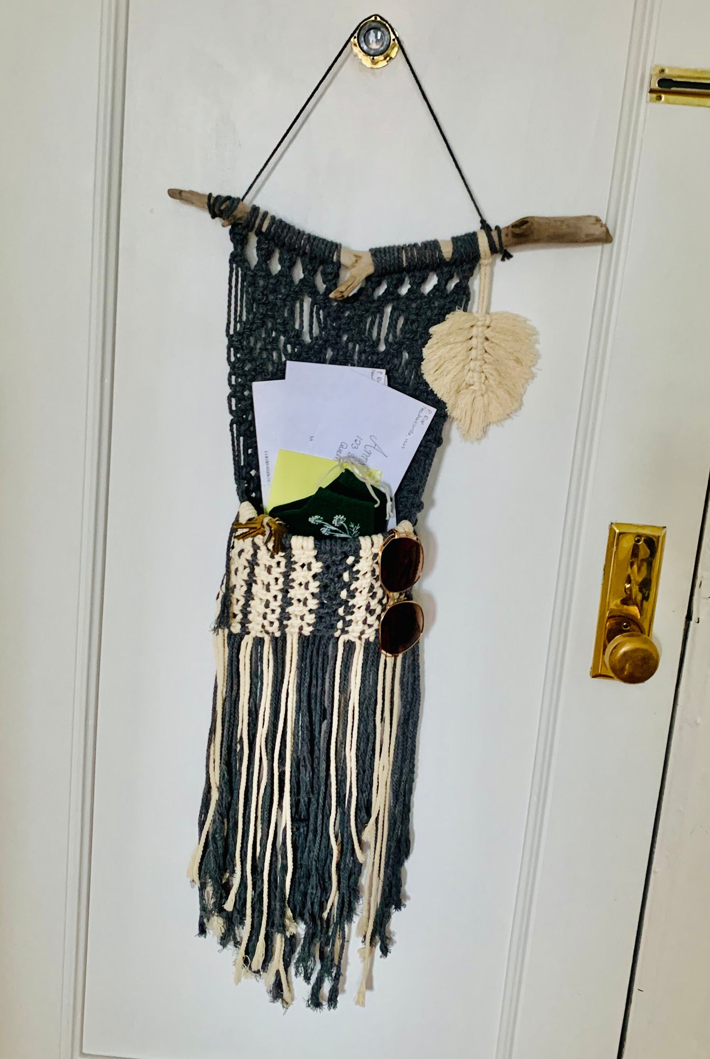 Macrame Hanging Pocket/ Macrame Pocket Wall Hanging